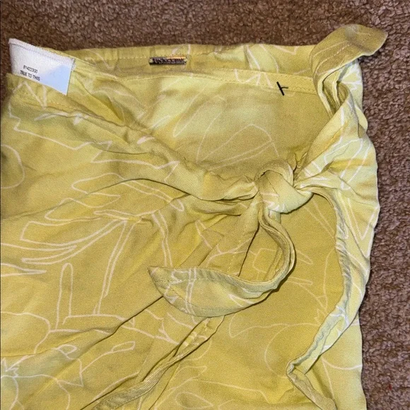 NWT Women's XS Volcom Sarong Swim Yellow Floral Print - Picture 8 of 8